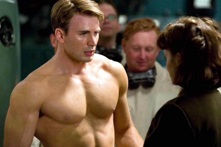 Captain America Star, Chris Evans Accidentally Leaks His 